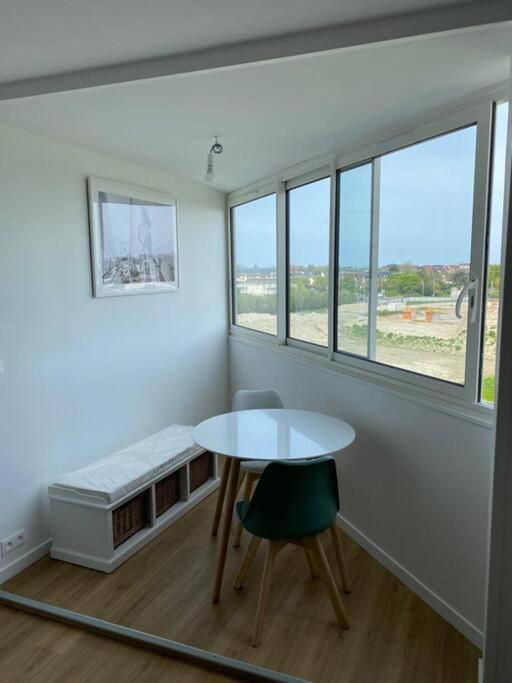 Appartement T2 Refait A Neuf à Cabourg Extérieur photo